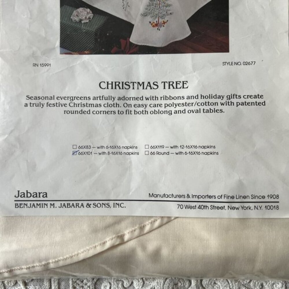Vintage Tablecloth Linen Jabara Christmas Tree Holiday Embroidered & 8 napkins - Picture 3 of 11